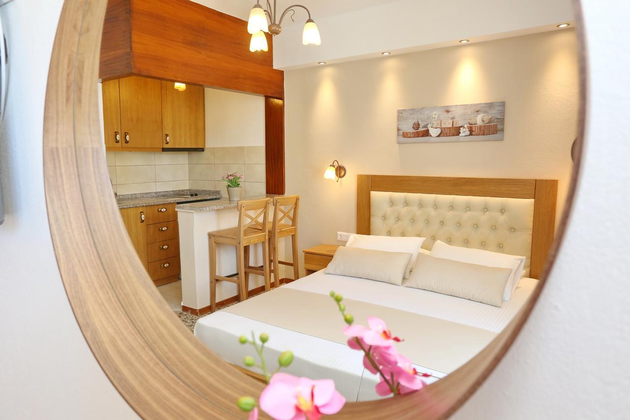Kastoria Hotel Apartments Hanioti Ngoại thất bức ảnh