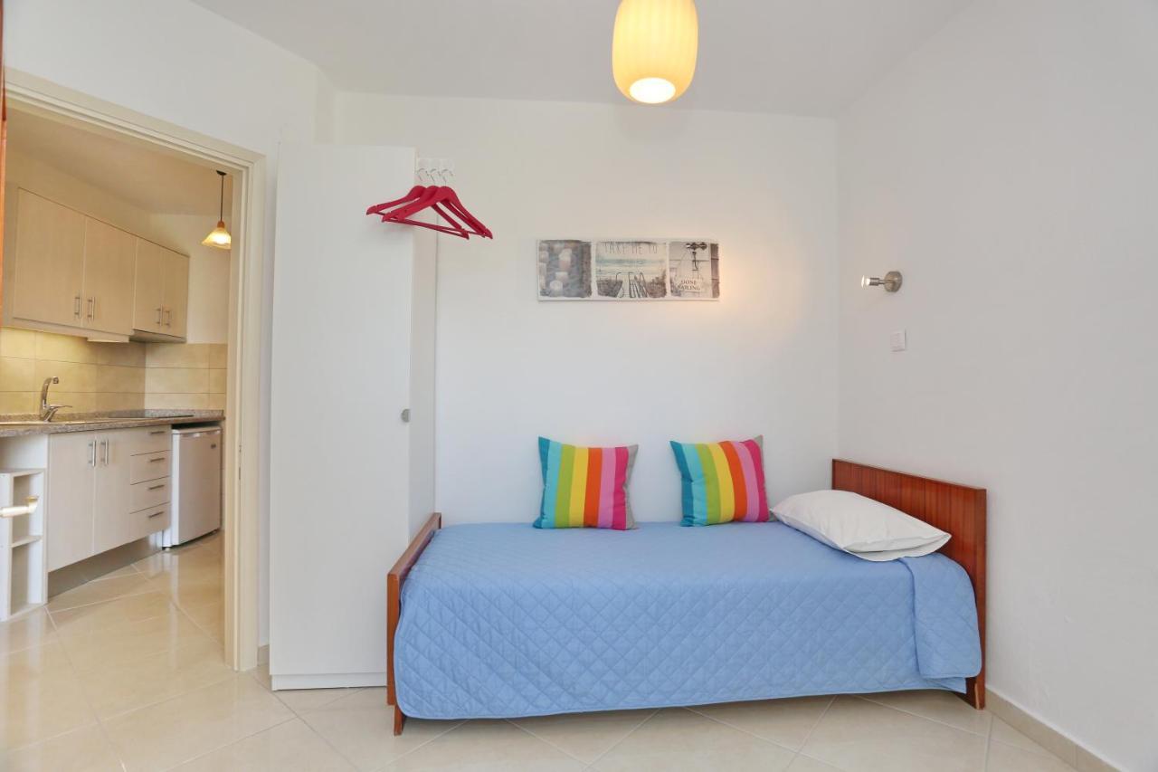 Kastoria Hotel Apartments Hanioti Ngoại thất bức ảnh