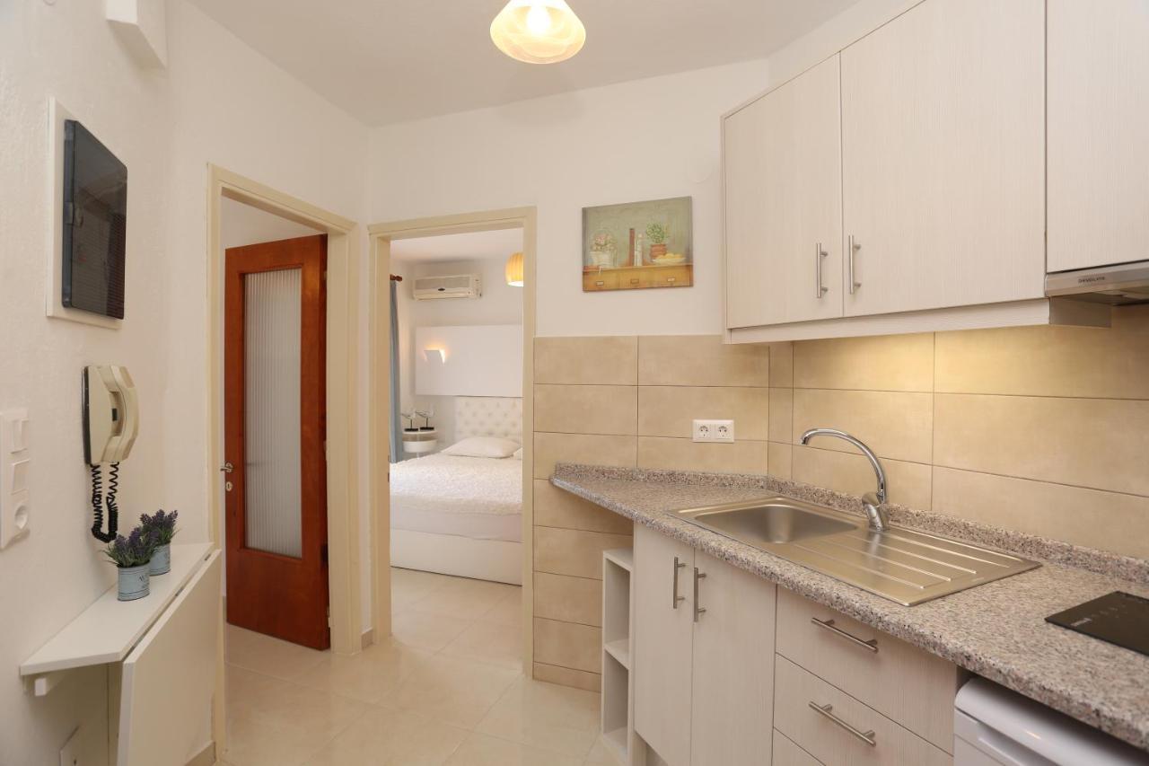 Kastoria Hotel Apartments Hanioti Ngoại thất bức ảnh